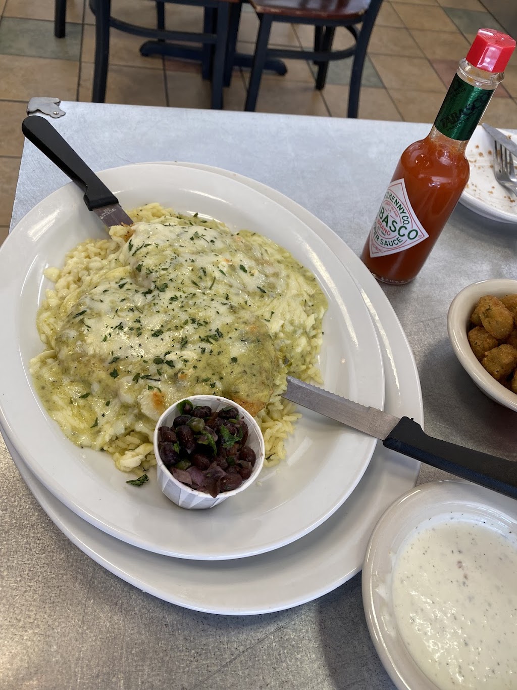 1838 Grill New Braunfels | restaurant | 123 S Union Ave, New Braunfels, TX 78130, USA | 8306099022 OR +1 830-609-9022