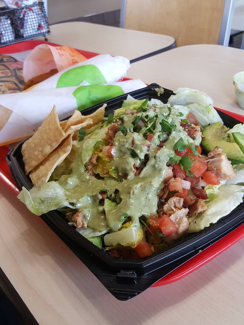 Del Taco | meal takeaway | 8055 Monet Ave, Rancho Cucamonga, CA 91739, USA | 9096469093 OR +1 909-646-9093