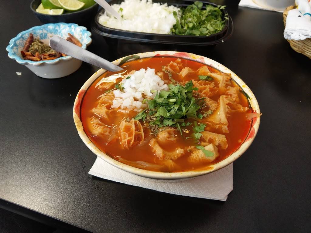 Menuderia la Purísima | restaurant | 5204 S 28th Ave, Omaha, NE 68107, USA | 4027331547 OR +1 402-733-1547