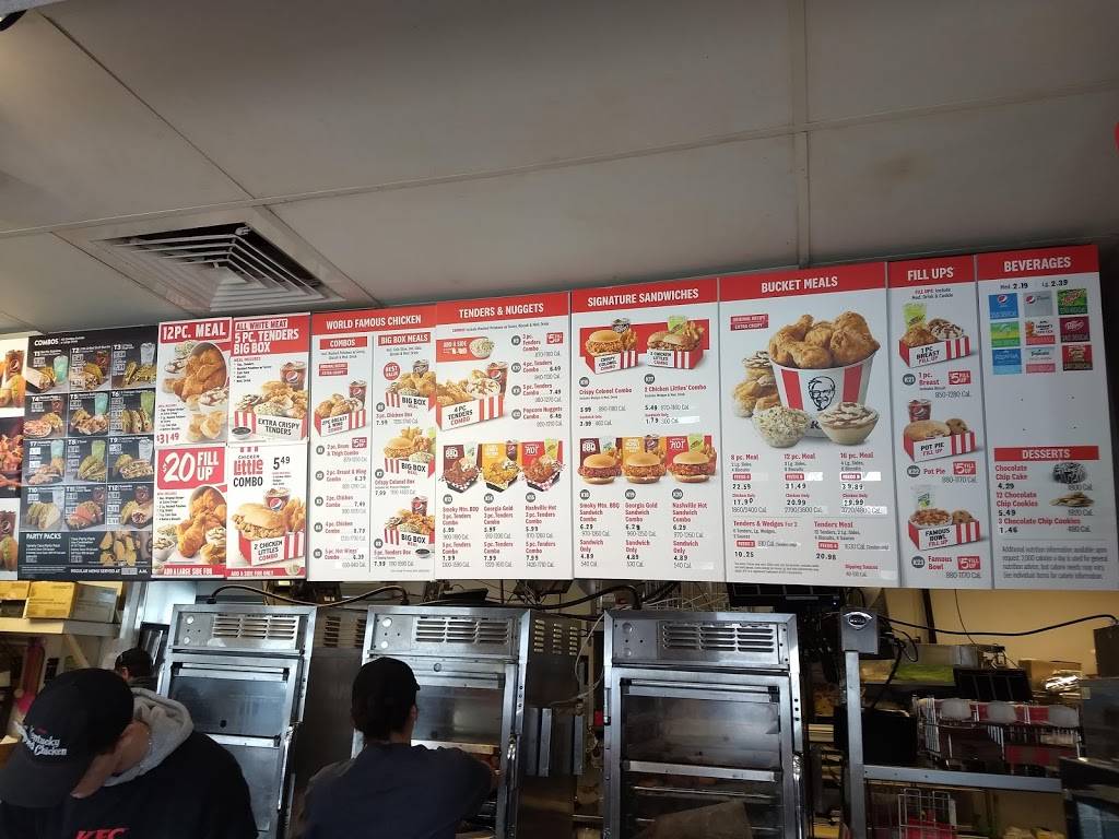 KFC | restaurant | 8 Pearson Blvd, Gardner, MA 01440, USA | 9786302011 OR +1 978-630-2011