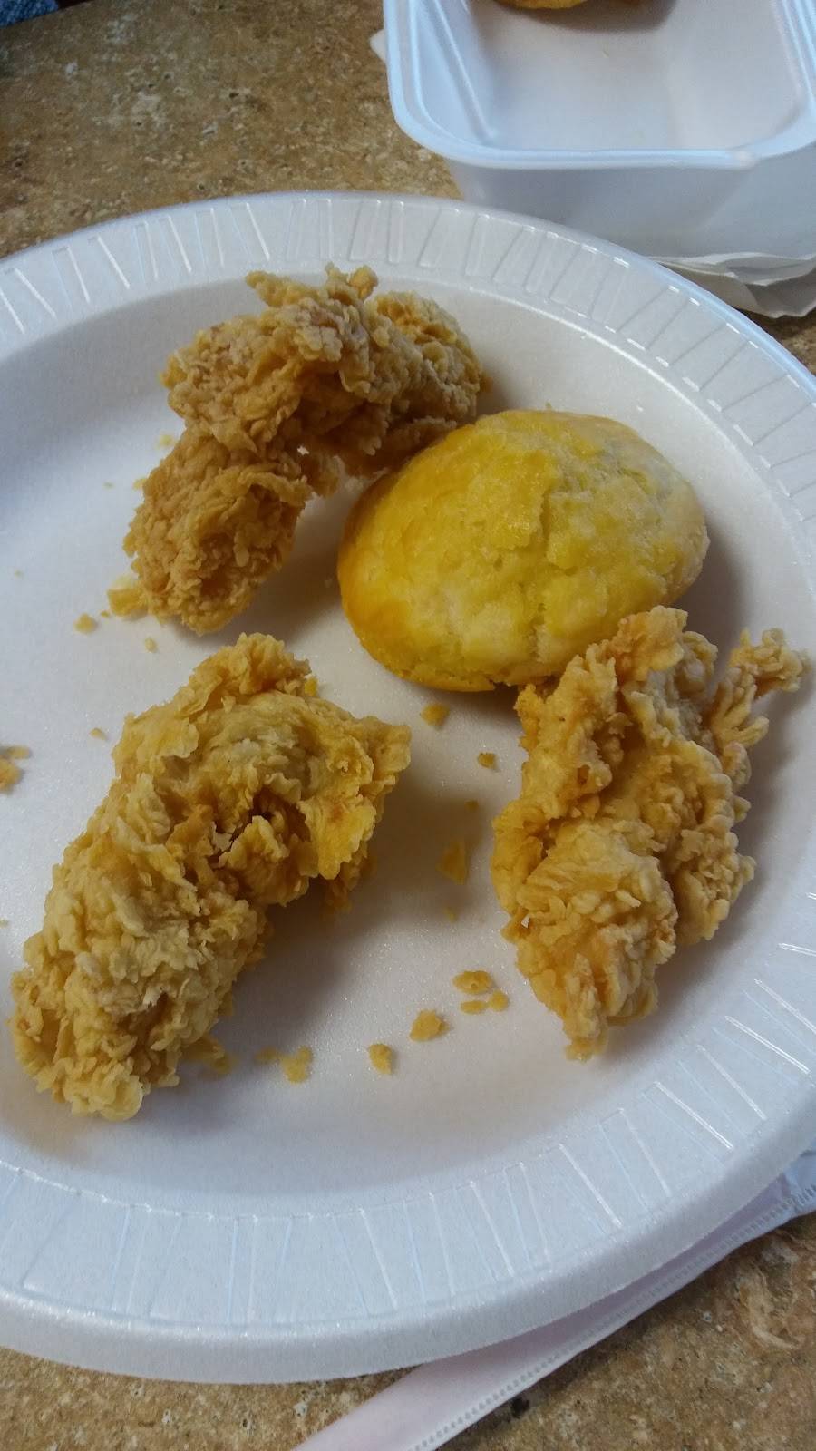 Chicken Express | restaurant | 2702 Gilmer Rd, Longview, TX 75604, USA | 9037592651 OR +1 903-759-2651