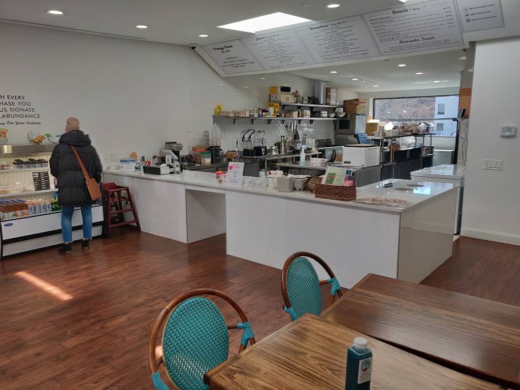 The Juice Merchant | cafe | 4330 Main St, Philadelphia, PA 19127, USA | 2154838888 OR +1 215-483-8888