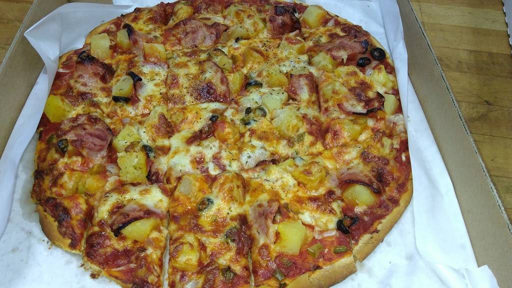 Hugos Pizza | restaurant | 1213 E Main St, Merrill, WI 54452, USA | 7155361473 OR +1 715-536-1473