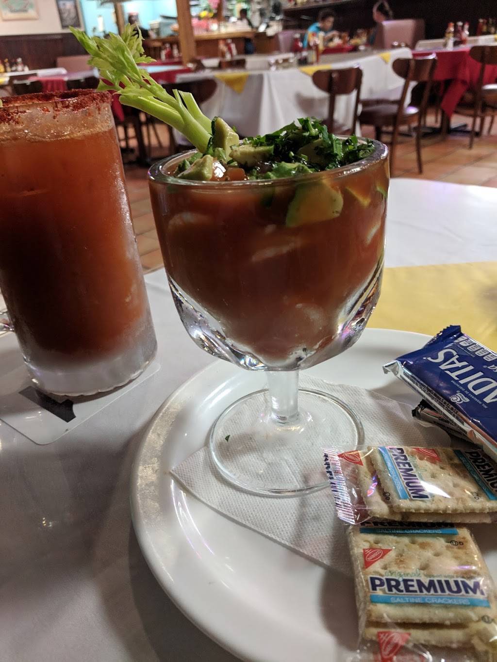 Puerto Vallarta Seafood | restaurant | 11502 Perrin Beitel Rd, San Antonio, TX 78217, USA | 2106505400 OR +1 210-650-5400