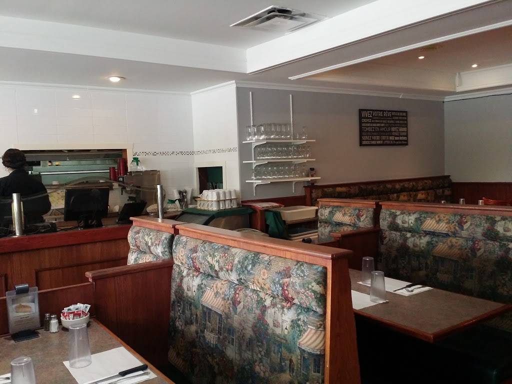 Resto Pointe-aux-Trembles | restaurant | 14775 Rue Notre-Dame Est, Pointe-aux-Trembles, QC H1A 1W3, Canada | 5146421340 OR +1 514-642-1340