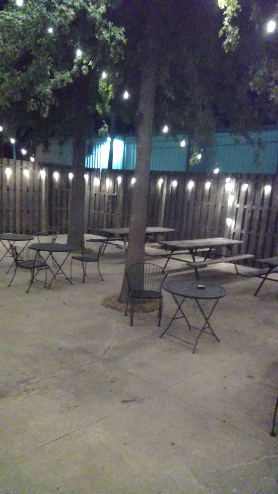 The Palace Restaurant & Bar | restaurant | 735 S Main St, Concordia, MO 64020, USA | 6604631000 OR +1 660-463-1000