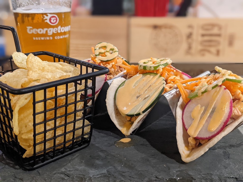 Laylas Bar + Kitchen | night club | 142-B E Woodin Ave, Chelan, WA 98816, USA | 5098880800 OR +1 509-888-0800