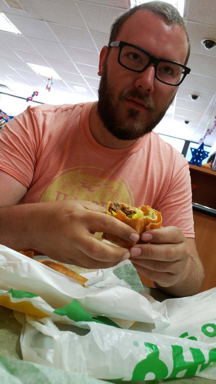 Subway | restaurant | 4921 S 220th Ave, Reed City, MI 49677, USA | 2318323010 OR +1 231-832-3010