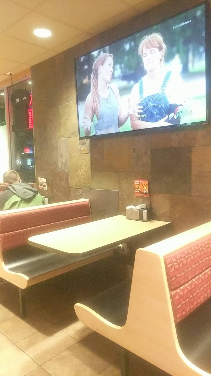 Dairy Queen Grill & Chill | restaurant | 555 Lake St S, Forest Lake, MN 55025, USA | 6514646608 OR +1 651-464-6608