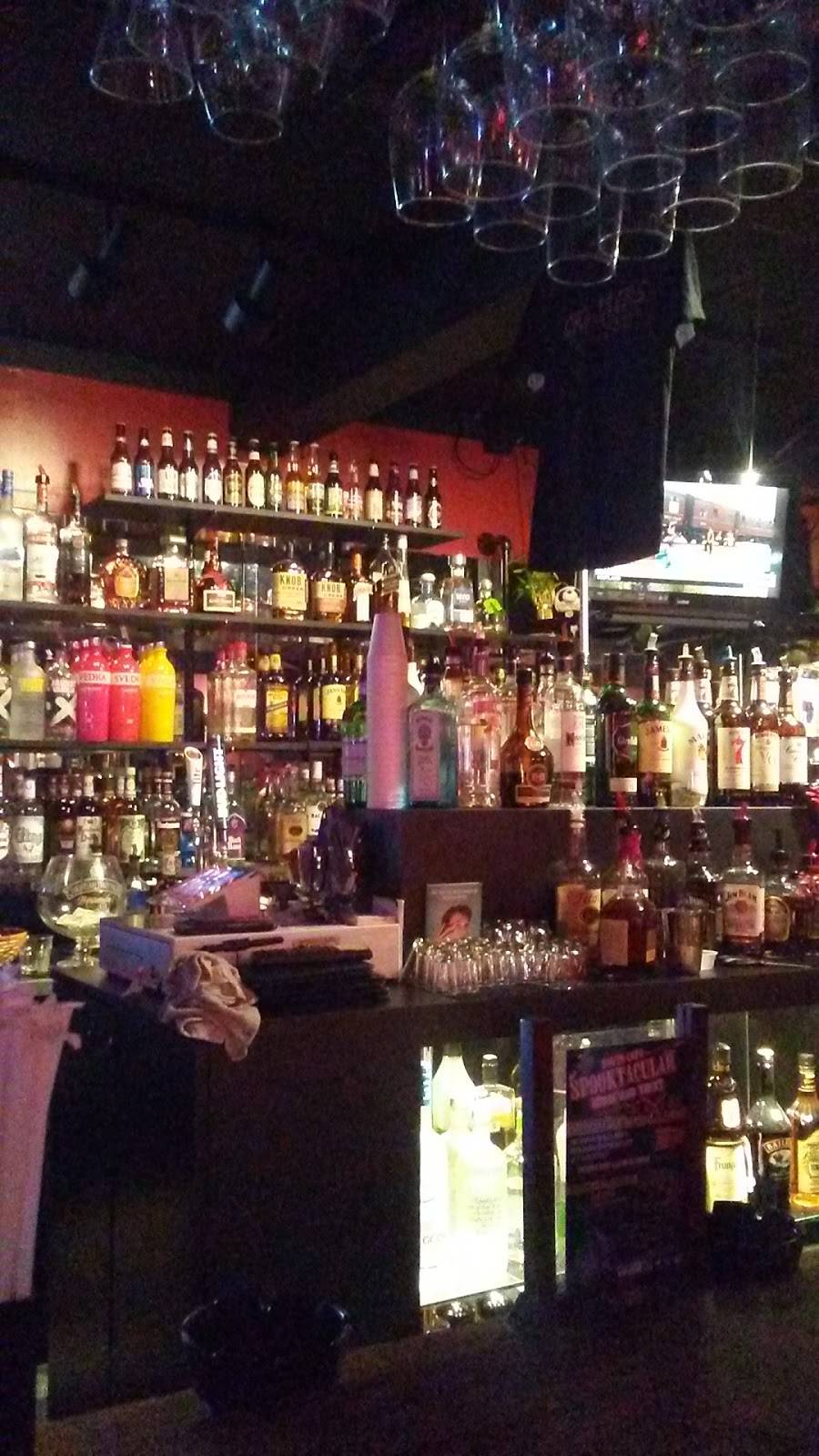 Cruisers Lounge | night club | 1517 SE 47th Terrace, Cape Coral, FL 33904, USA | 2396738002 OR +1 239-673-8002