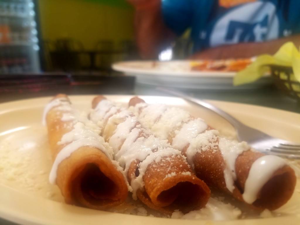 Mi Lindo Guerrero Mexican Restaurant | restaurant | 1811 N Long Beach Blvd, Compton, CA 90221, USA | 3107611061 OR +1 310-761-1061