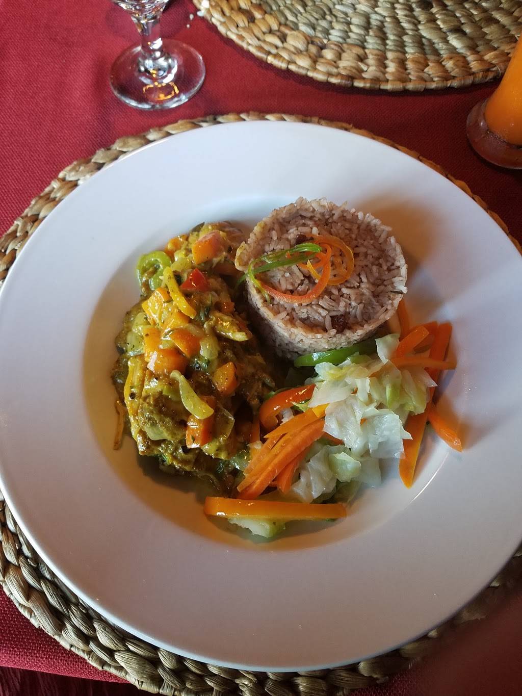 Jamerican Cuisine | restaurant | 324 N Federal Hwy, Boynton Beach, FL 33435, USA | 5613708946 OR +1 561-370-8946