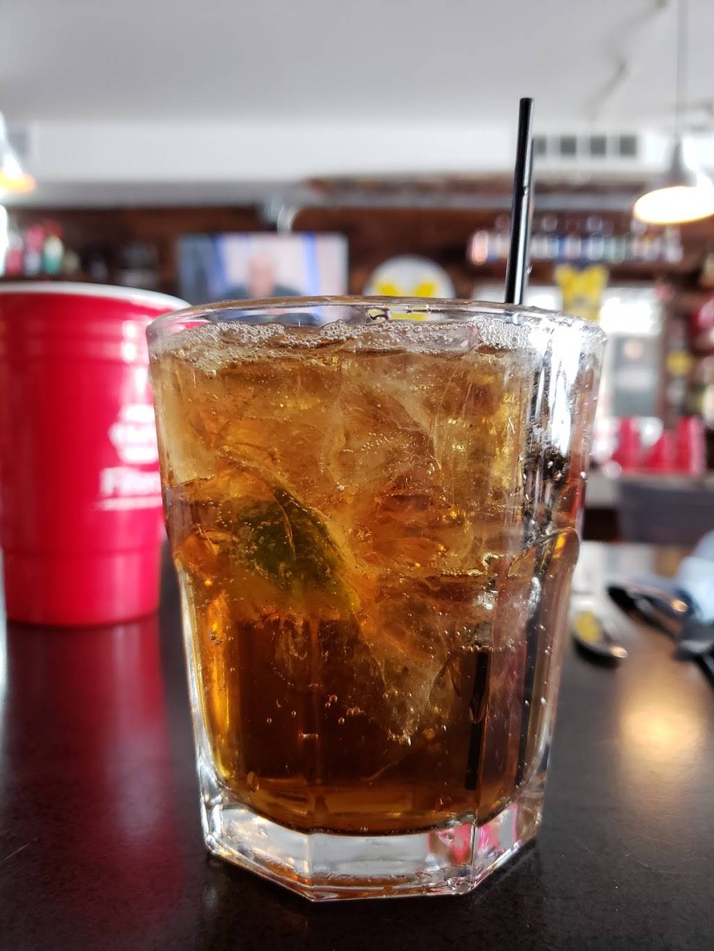 Grand Rapids Garage Bar & Grill | restaurant | 819 Ottawa Ave NW, Grand Rapids, MI 49503, USA | 6164540321 OR +1 616-454-0321