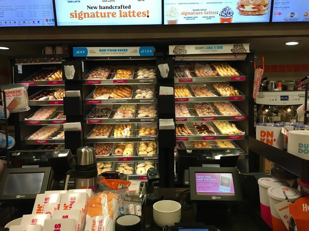 Dunkin | bakery | 2704 Hylan Blvd Tysens Park Shopping Center, Staten Island, NY 10306, USA | 7183517185 OR +1 718-351-7185