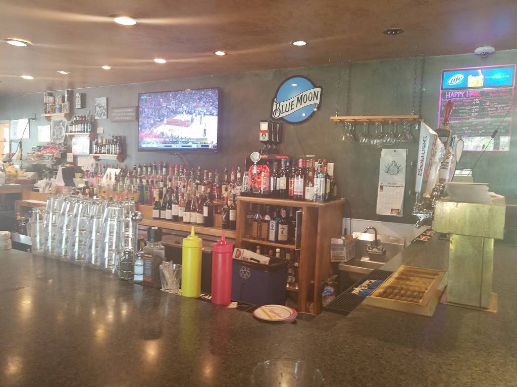 Bogeys Pub & Grille | restaurant | 2200 Clubhouse Dr #3655, Greeley, CO 80634, USA | 9703303623 OR +1 970-330-3623