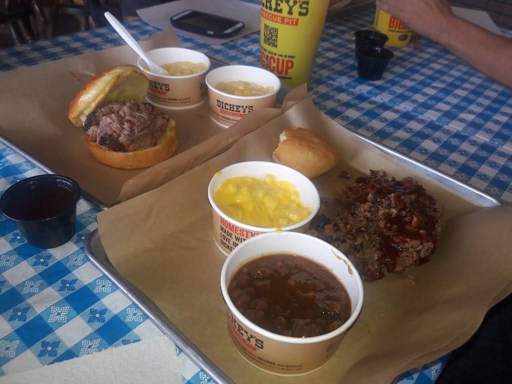 Dickeys Barbecue Pit | restaurant | 4475 Adler Dr, Dallas, TX 75211, USA | 2143318088 OR +1 214-331-8088