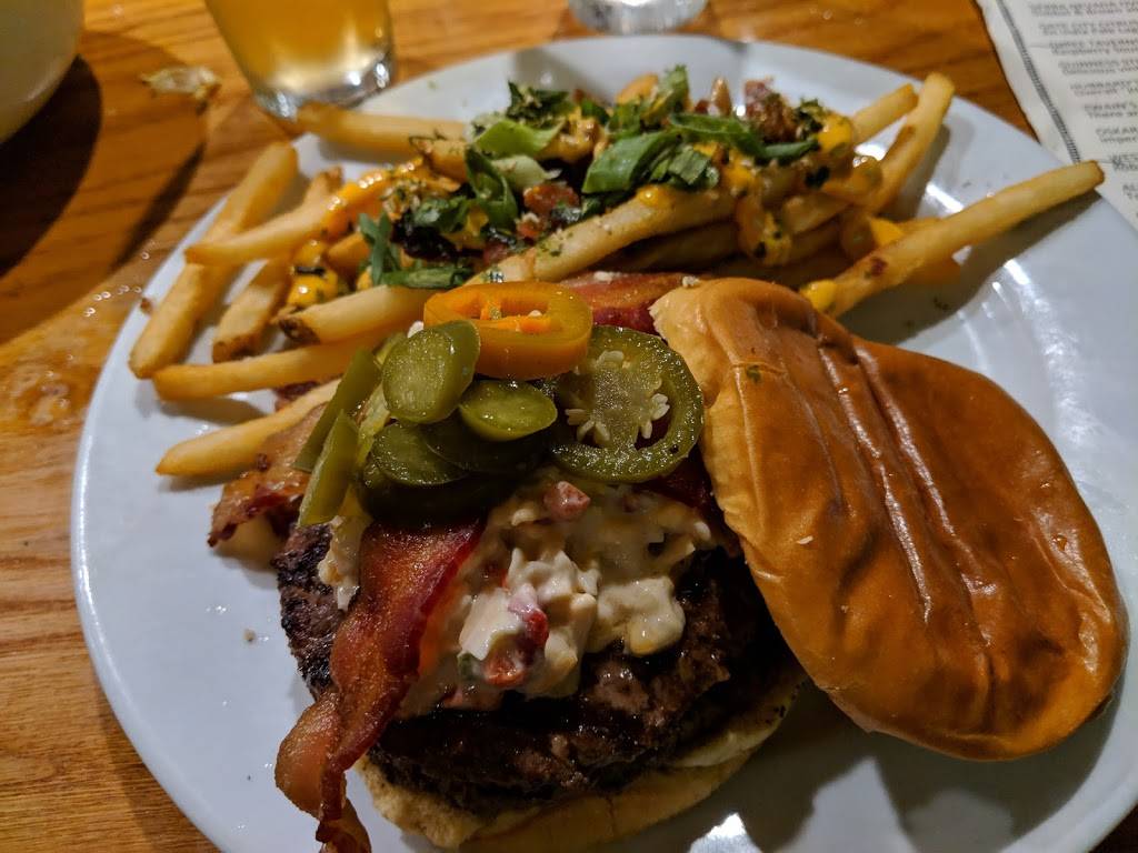 Steinbecks Restaurant | restaurant | 659 East Lake Dr, Decatur, GA 30030, USA | 4043731116 OR +1 404-373-1116