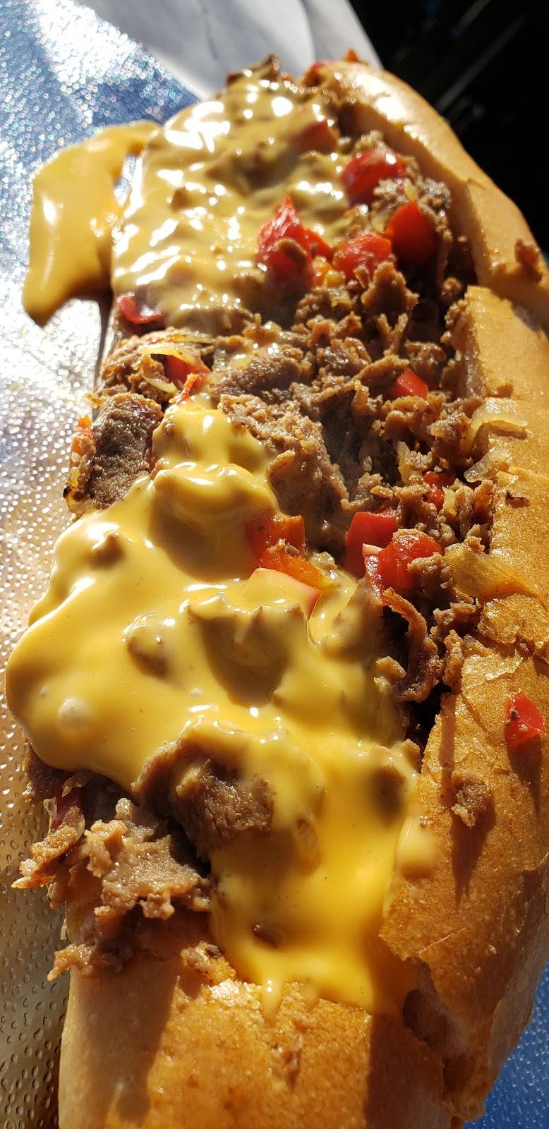 Calozzis Cheesesteaks | restaurant | 7016 E Marginal Way S, Seattle, WA 98108, USA | 2067621777 OR +1 206-762-1777