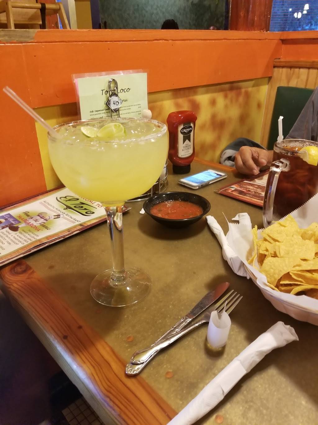 Toro Loco | restaurant | 1601 N Cunningham Ave, Urbana, IL 61802, USA | 2173447855 OR +1 217-344-7855