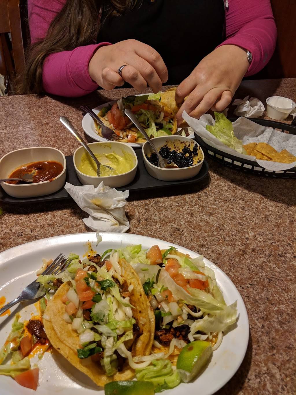 Chorizo Grill | restaurant | 440 Washington St, Elgin, IL 60123, USA | 8476970001 OR +1 847-697-0001