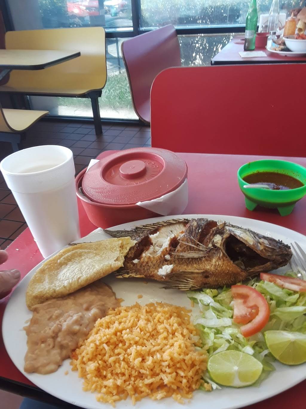 Mariscos Valencia | restaurant | 1128 S Standard Ave A, Santa Ana, CA 92701, USA | 7145587483 OR +1 714-558-7483