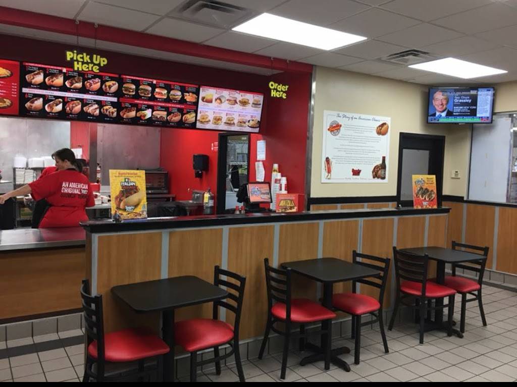 Sneaky Petes | restaurant | 5036 Ford Pkwy, Bessemer, AL 35022, USA | 2054266080 OR +1 205-426-6080