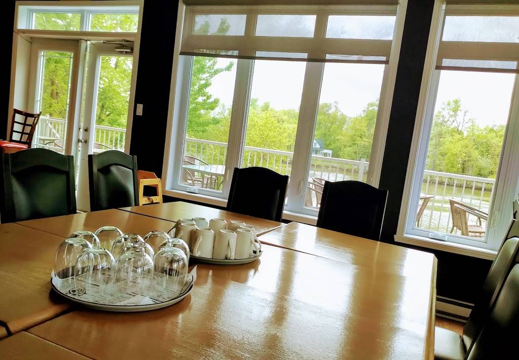 Pub Sir John Abbott | restaurant | 258 A Route du Long-Sault, Saint-André-dArgenteuil, QC J0V 1X0, Canada | 5798878400 OR +1 579-887-8400