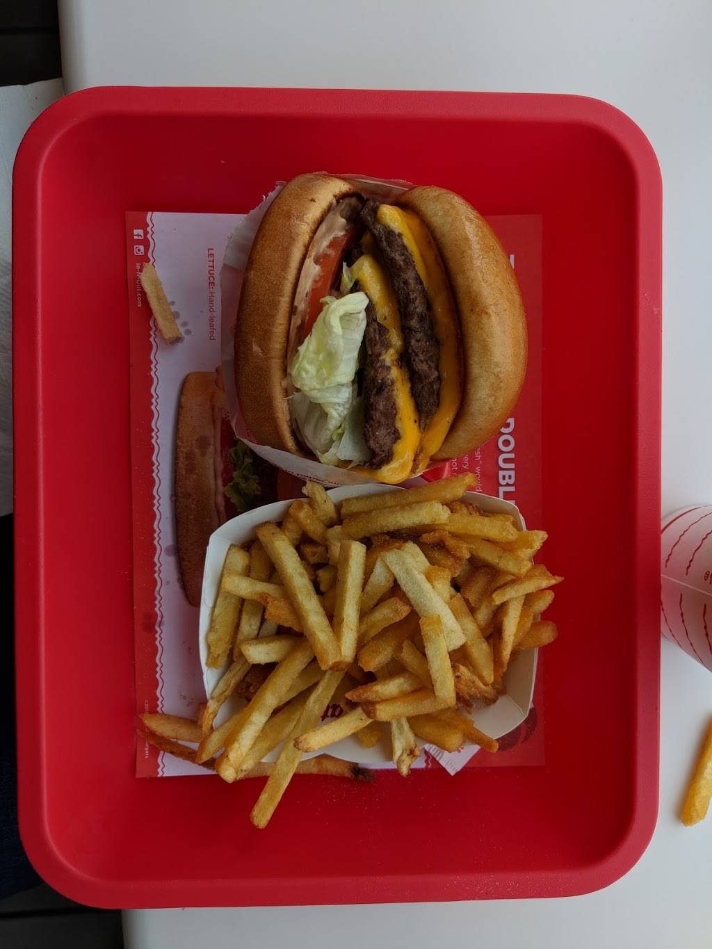 In-N-Out Burger | restaurant | 8200 Delta Shores Cir S, Sacramento, CA 95832, USA | 8007861000 OR +1 800-786-1000