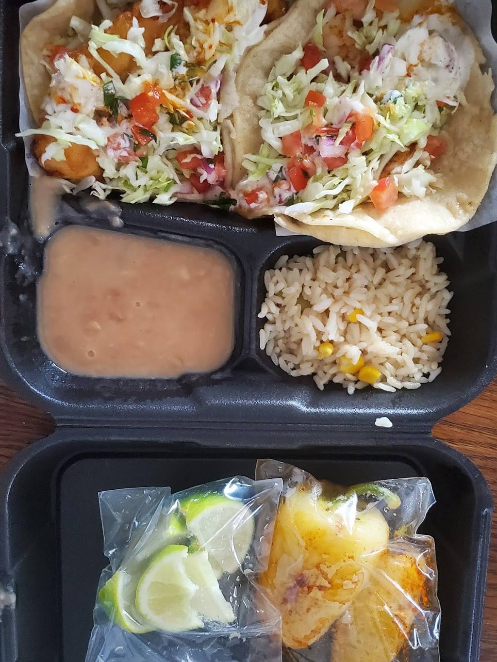 Ensenadas Surf N Turf Grill | restaurant | 900 Pacific Coast Hwy, Hermosa Beach, CA 90254, USA | 3103726088 OR +1 310-372-6088