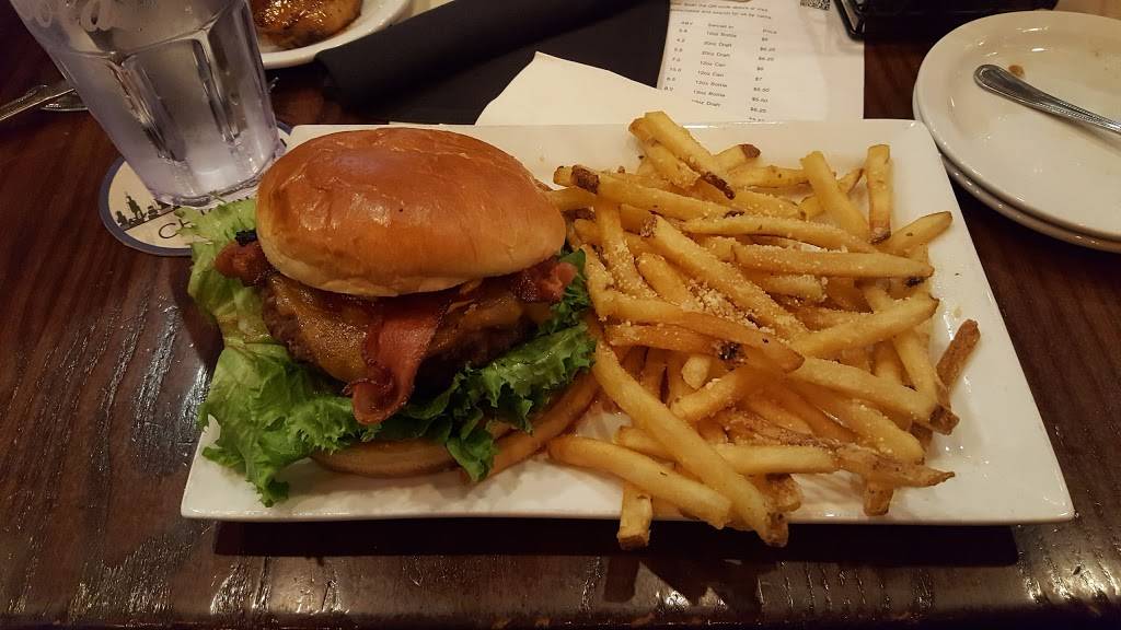 Tilted Kilt Pub and Eatery Bolingbrook, IL | restaurant | 1055 S Weber Rd, Bolingbrook, IL 60490, USA | 6307598458 OR +1 630-759-8458