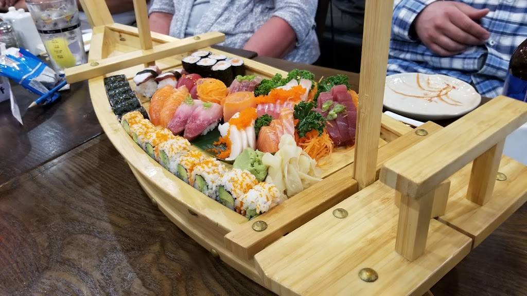 Tokyo Thai | restaurant | 5959 Factory Shops Blvd, Ellenton, FL 34222, USA | 9417223988 OR +1 941-722-3988