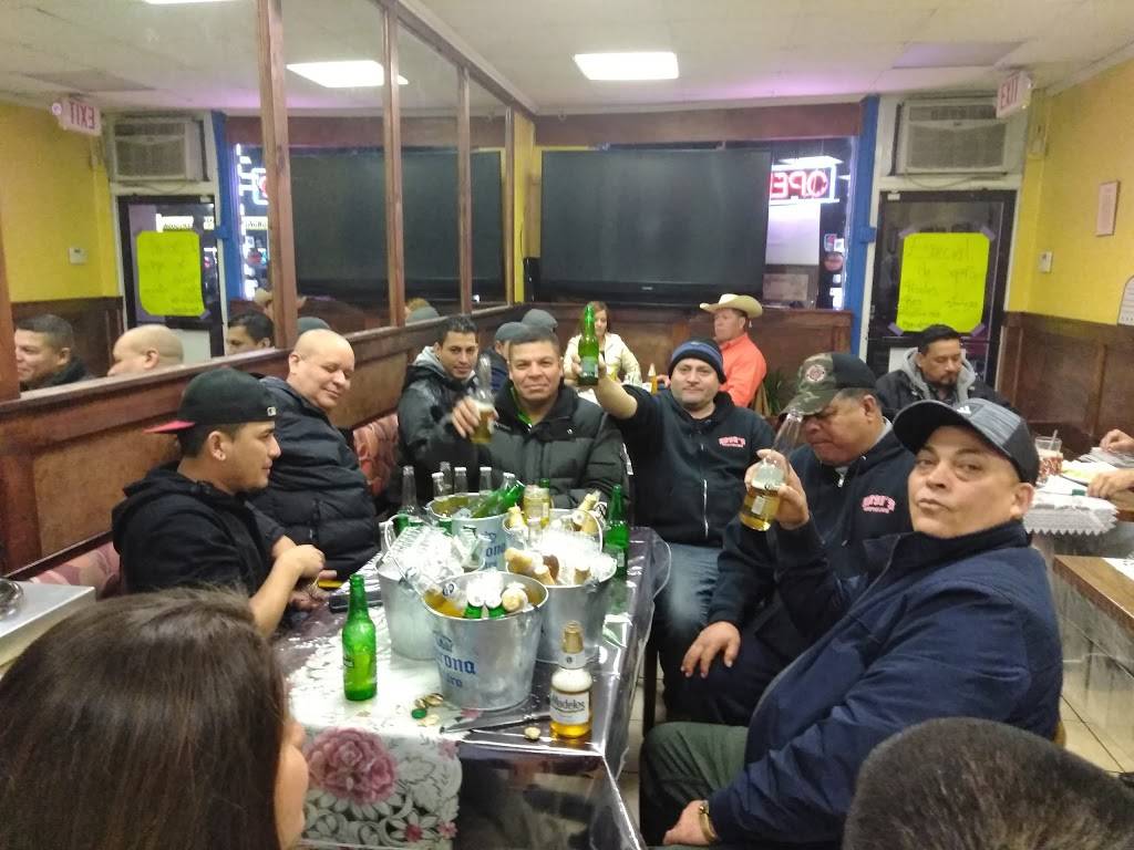 503 2 tesoros | restaurant | 1099 Front St, Uniondale, NY 11553, USA | 5164148211 OR +1 516-414-8211