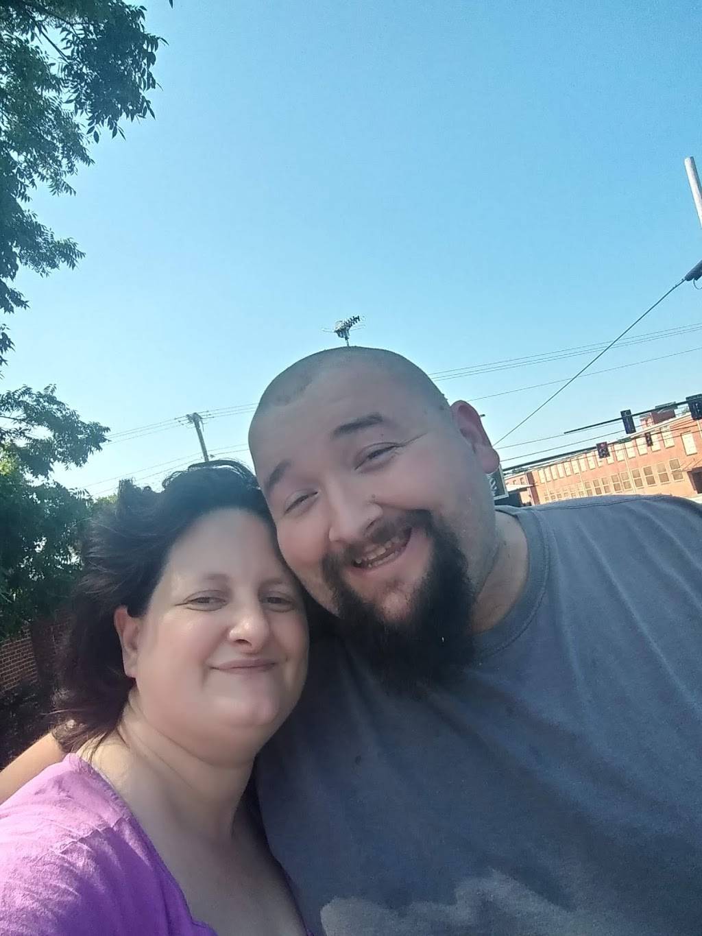 Cremo Drive-In | restaurant | 125 E Morris St, Dalton, GA 30721, USA | 7062786316 OR +1 706-278-6316