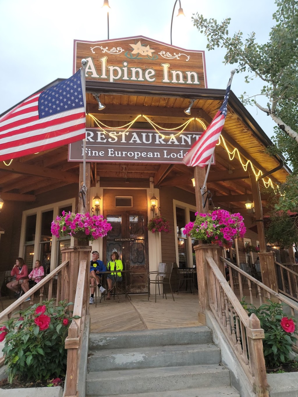 Alpine Inn | restaurant | 133 Main St, Hill City, SD 57745, USA | 6055742749 OR +1 605-574-2749