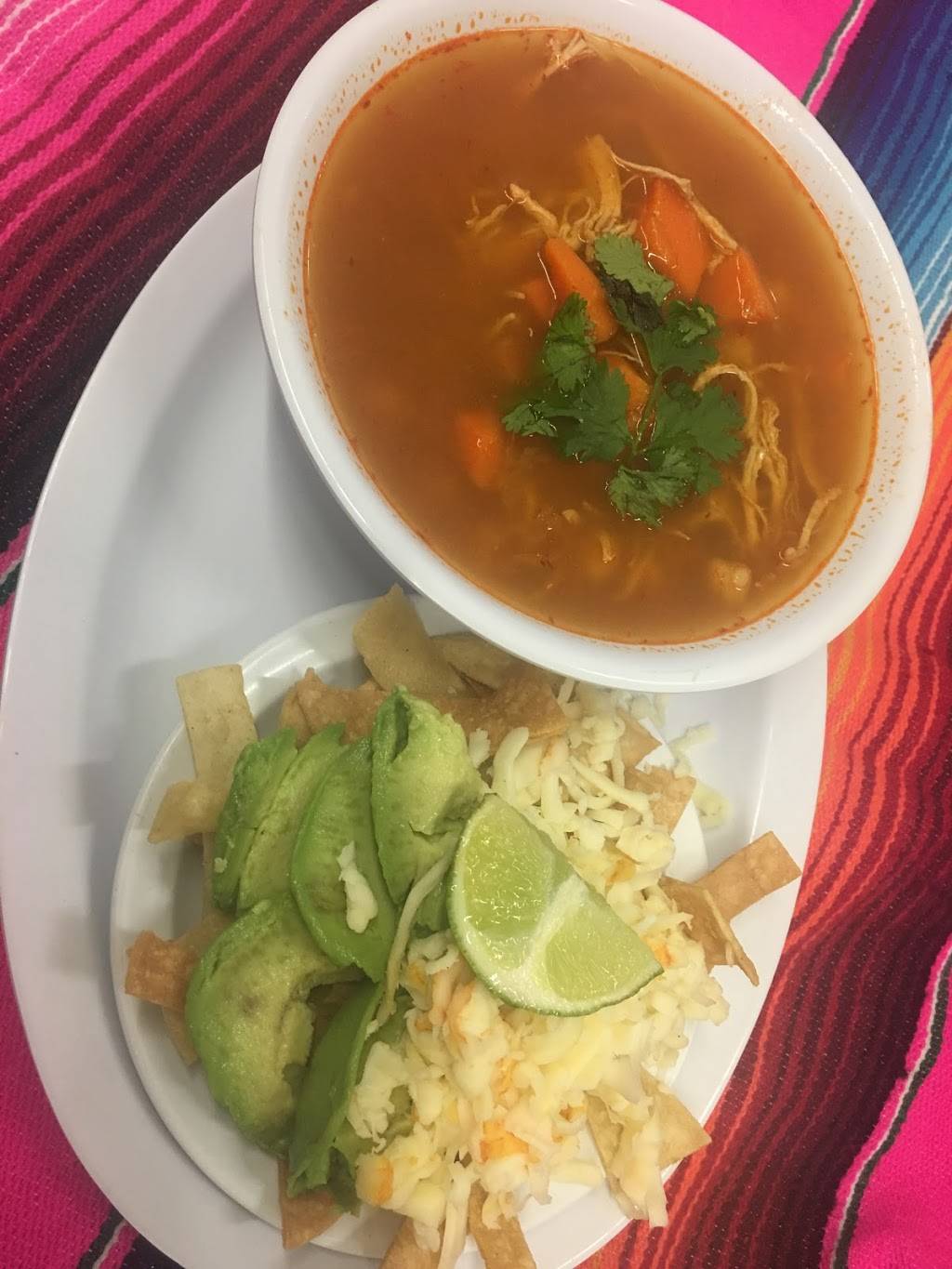 El Zarape Mexican Restaurant | restaurant | 6369 Montana Ave B, El Paso, TX 79925, USA | 9157781611 OR +1 915-778-1611