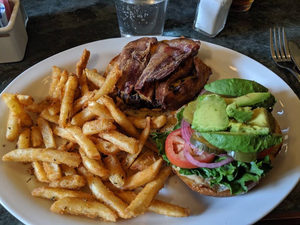 Costas Restaurant | restaurant | 4559 The Ave, Seattle, WA 98105, USA | 2066332751 OR +1 206-633-2751