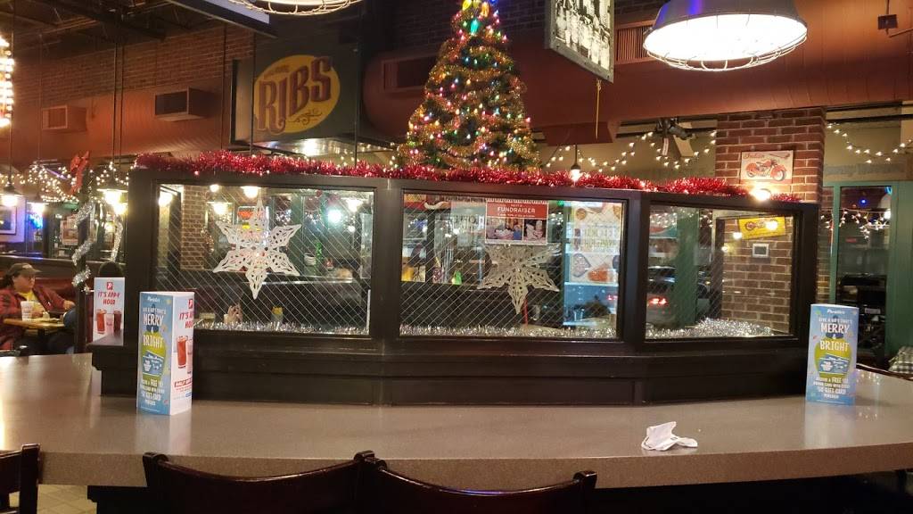 Portillos Hot Dogs | meal takeaway | 170 North Ave, Northlake, IL 60164, USA | 7084090000 OR +1 708-409-0000