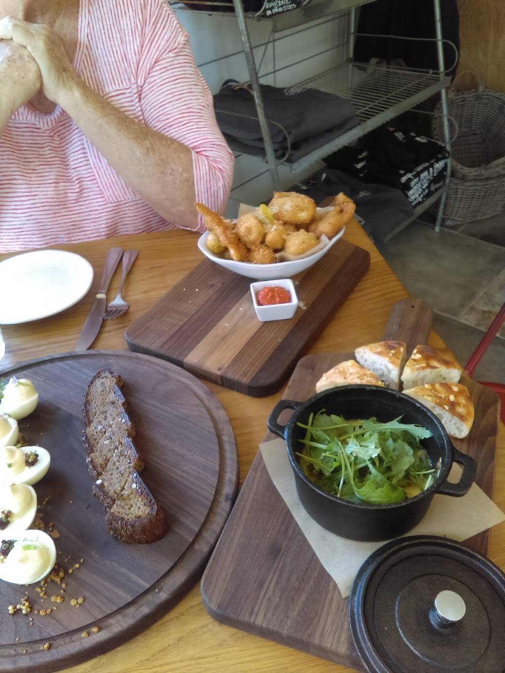 Valley Ford Cheese and Creamery | restaurant | 14390 Valley Ford Rd, Valley Ford, CA 94972, USA | 7072935636 OR +1 707-293-5636