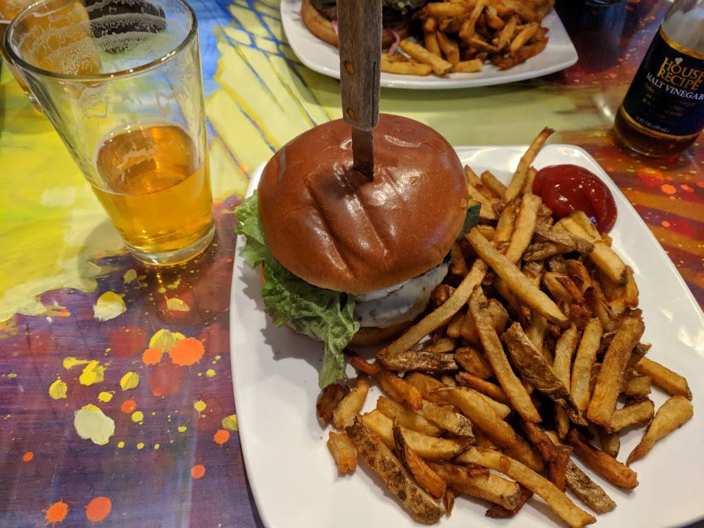 Twiggs American Gastropub | restaurant | 28 N Main St, St Albans City, VT 05478, USA | 8025241405 OR +1 802-524-1405