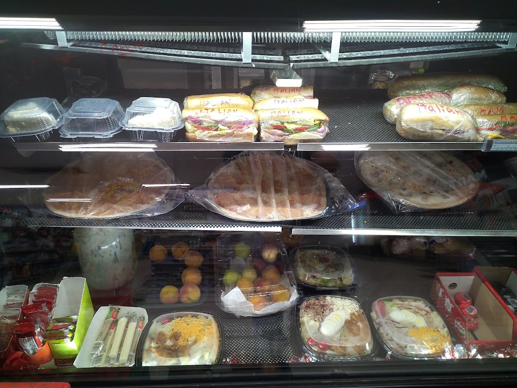 Riverbanks Market | meal takeaway | 5635 Riverbanks Rd, Grants Pass, OR 97527, USA | 5414717183 OR +1 541-471-7183