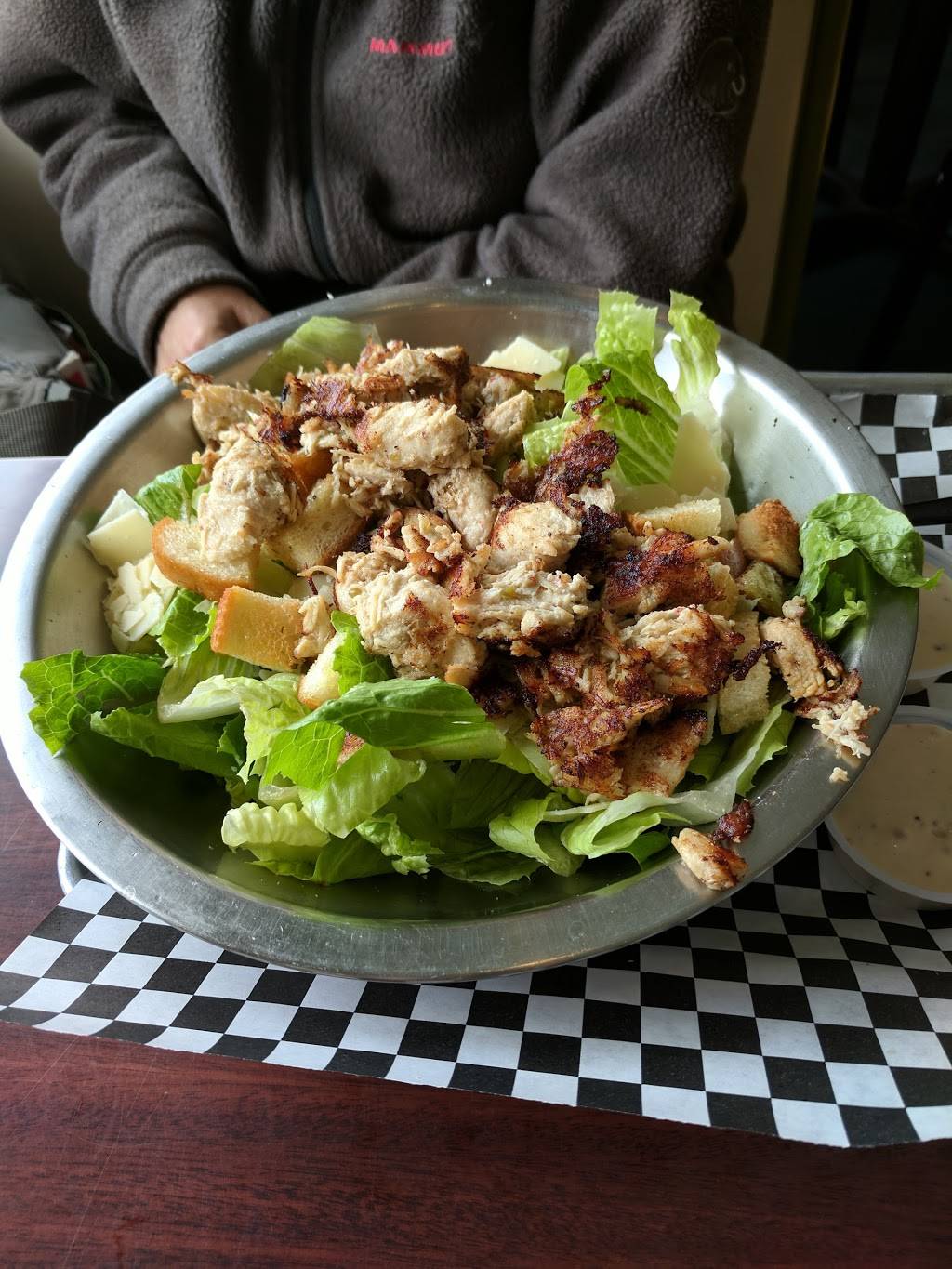 Gherkins Sandwich Shop | meal takeaway | 171 7th St, Montara, CA 94037, USA | 6507282211 OR +1 650-728-2211