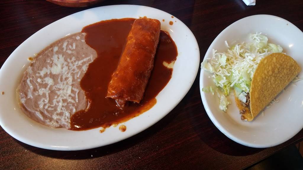 Riviera Maya Restaurant | restaurant | 2704 Corner Ct, Alton, IL 62002, USA | 6184655000 OR +1 618-465-5000