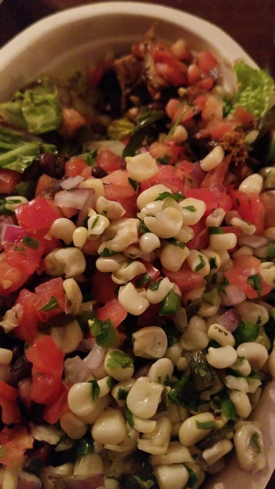 Chipotle Mexican Grill | restaurant | 367 N Service Rd, Patchogue, NY 11772, USA | 6312891937 OR +1 631-289-1937