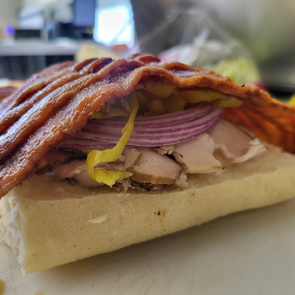 Charlies Deli Venice Beach | restaurant | 1301 Ocean Front Walk #1, Venice, CA 90291, USA | 3237863354 OR +1 323-786-3354