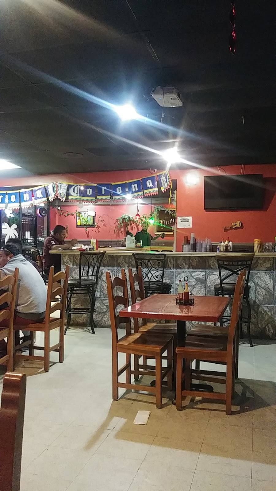 Takeria Mix | restaurant | 6680 Powers Ave #108, Jacksonville, FL 32217, USA | 9043389157 OR +1 904-338-9157