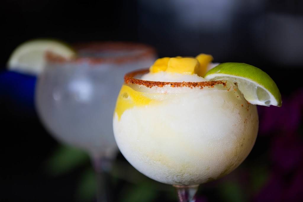 El Mirasol At Alon | restaurant | 10003 NW Military Hwy #2107, San Antonio, TX 78231, USA | 2105928576 OR +1 210-592-8576