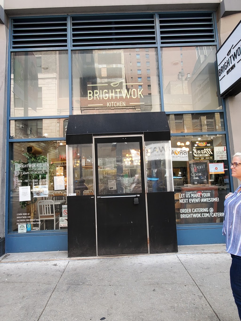Brightwok Kitchen and Catering | restaurant | 21 E Adams St, Chicago, IL 60603, USA | 3125830729 OR +1 312-583-0729