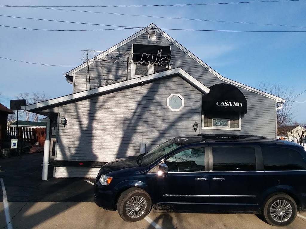 Casa-Mia Lounge & Restaurant | restaurant | 219 18th Ave, Ottawa, IL 61350, USA | 8154340758 OR +1 815-434-0758