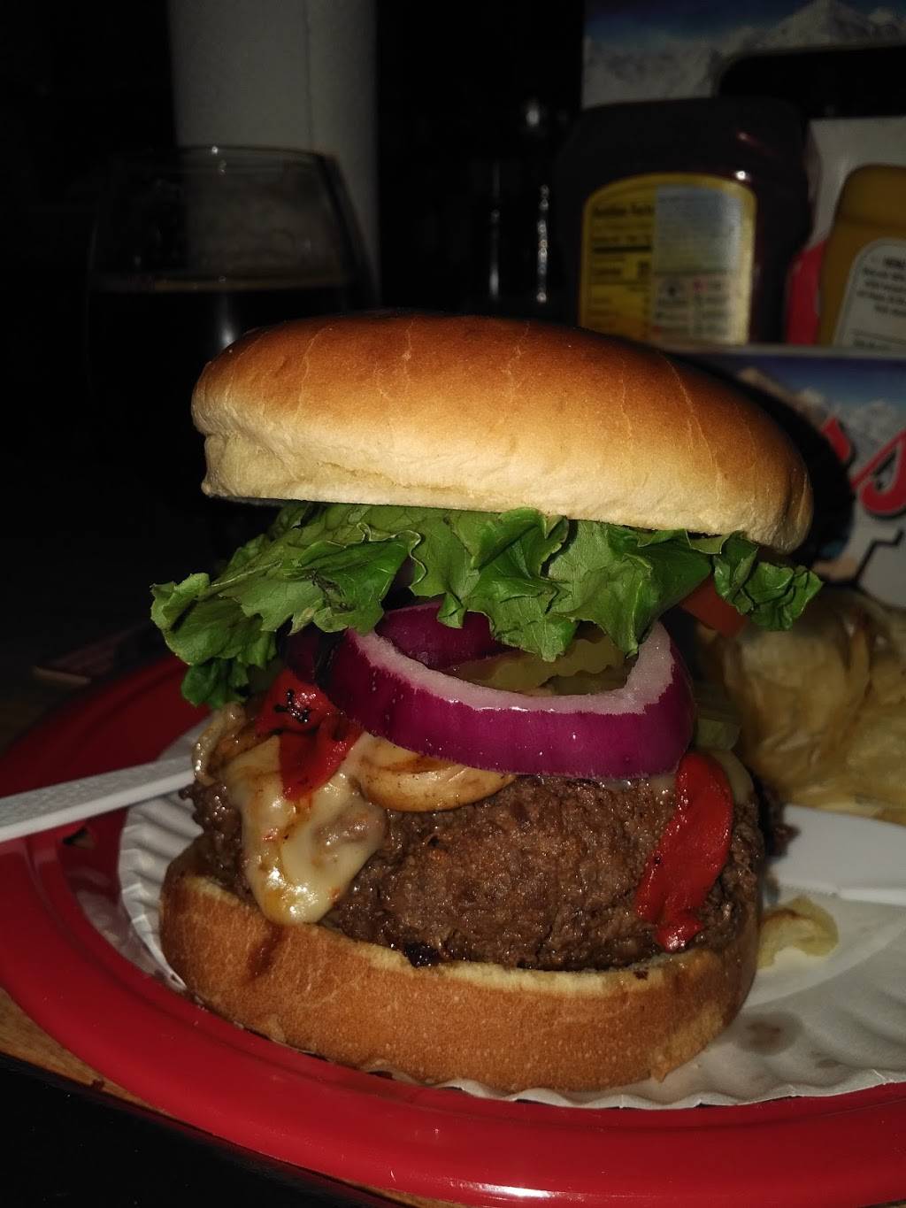 CJs Pub | restaurant | 236 S Michigan St, South Bend, IN 46601, USA | 5742335981 OR +1 574-233-5981