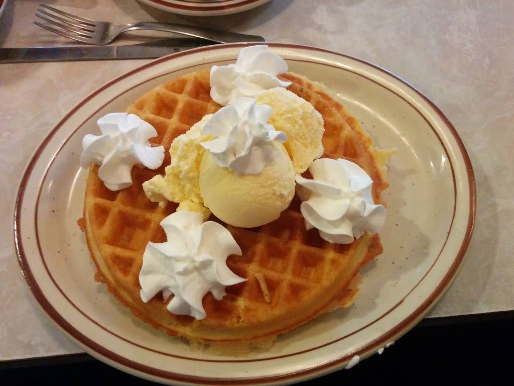 Nicks Patio | restaurant | 1710 N Ironwood Dr, South Bend, IN 46635, USA | 5742777400 OR +1 574-277-7400